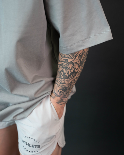 OVERSIZED FIT TEE