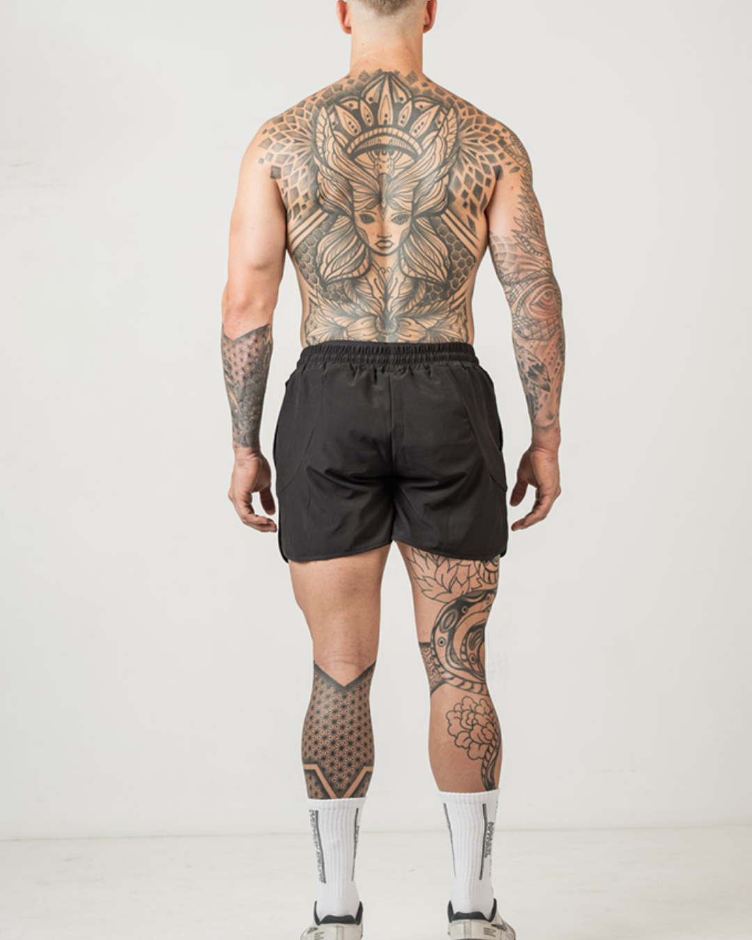 ATHLETE SHORTS
